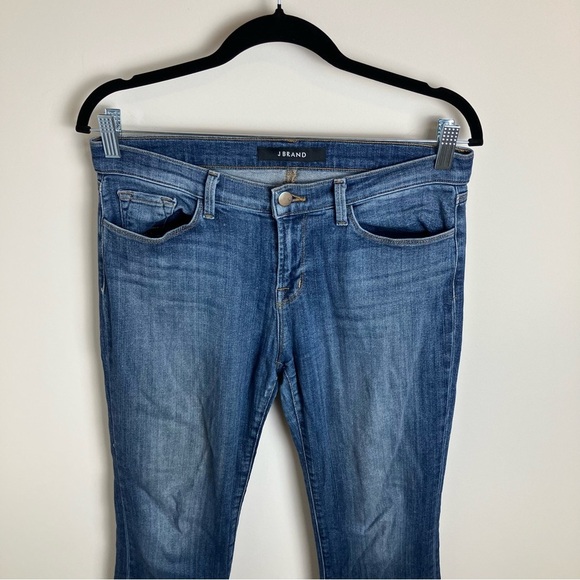 J Brand Betty Jeans in Disclosure Wash Size 31 - Picture 3 of 11